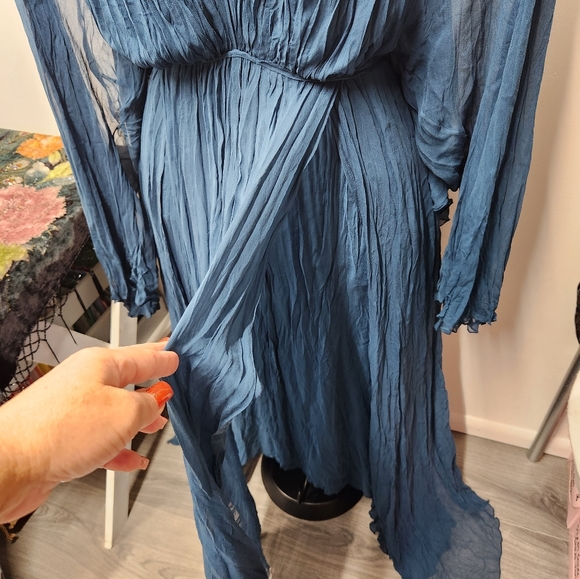 Maxazira Collection Dress - Picture 2 of 5